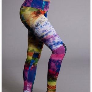 Onzie yoga leggings